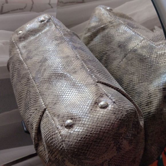 Authentic Coach embossed exotic python leather bag. - Picture 7 of 11